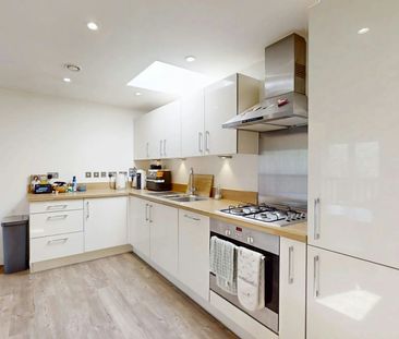 Flat to rent on - Photo 6