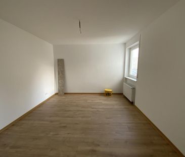 Gemütliche 2-Zimmer-Wohnung mit Wannenbad und Balkon - Photo 2
