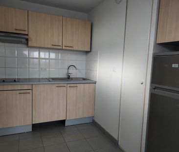 location Appartement T3 DE 62.85m² À MARSEILLE - Photo 5