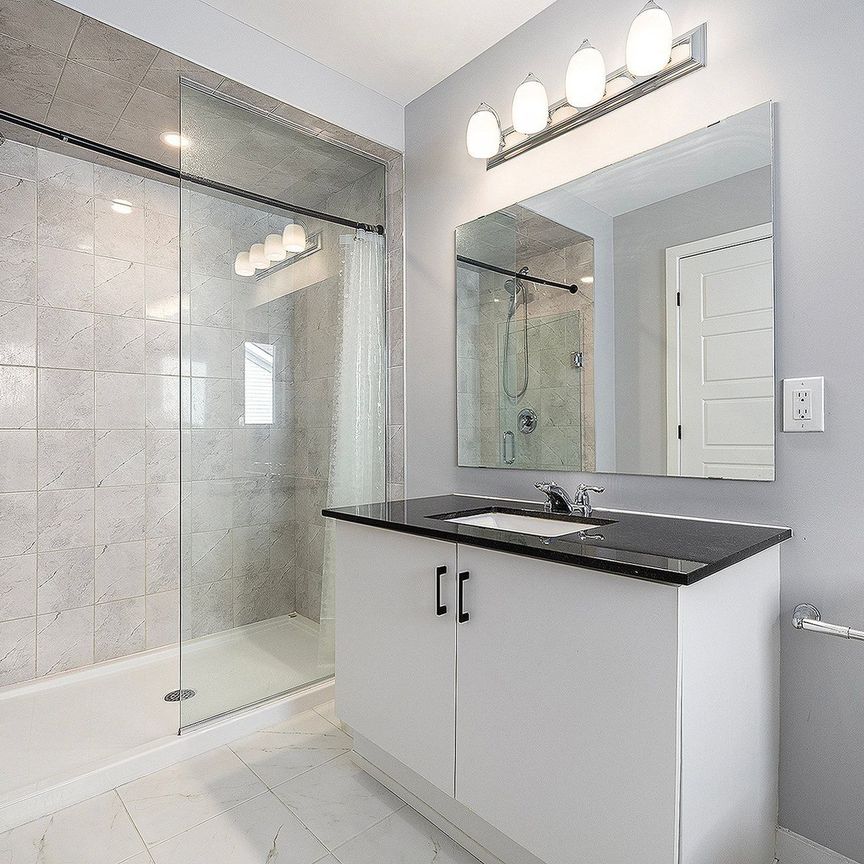 For Lease - 165 YEARLING Circle, Stittsville - Munster - Richmond, Ontario - Photo 1