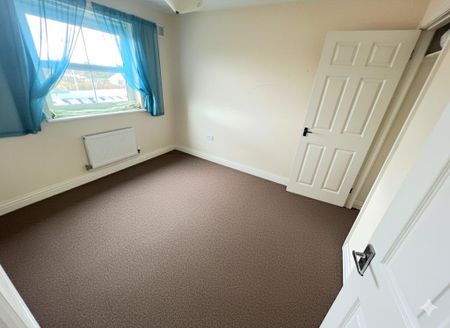 3 bedroom townhouse to rent - Photo 2