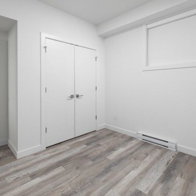 Edmonton Unfurnished Lower Level Rental in West Jasper Place - Modern New Build Suite in Jasper Place - Photo 1