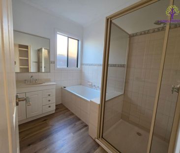 Charming Family Home - Photo 5