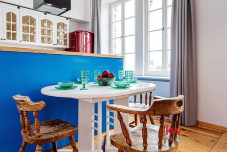 Wyjątkowe 4-pokojowe mieszkanie w centrum Poznania - Zdjęcie 4