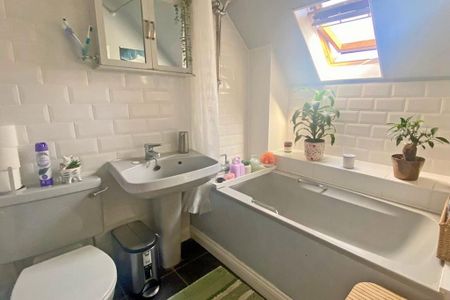 1 bedroom end of terrace house to rent - Photo 2