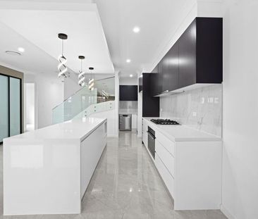 Stunning Family Home! - Photo 5