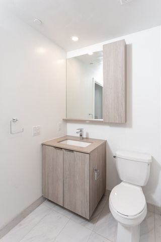 For Lease - 70 Annie Craig Drive Unit# 701, Toronto, Ontario - Photo 2