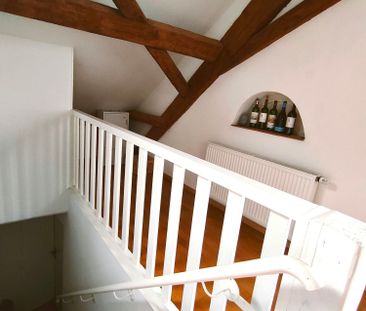 Charmante 2.5-Zimmer-Dachwohnung in Döttingen - Foto 6