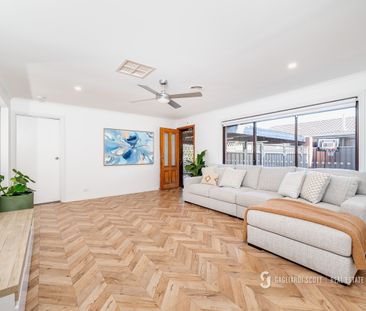 Updated 4 Bedroom Home - GV Health Precinct! - Photo 2