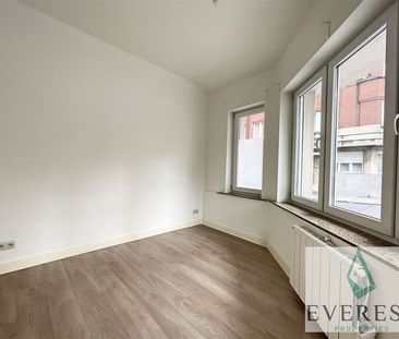 La place Meiser! Bel appartement une chambre - Photo 3