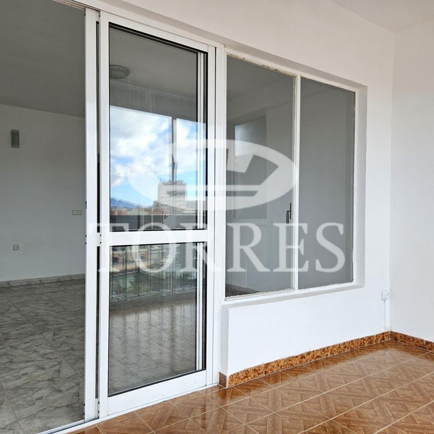 Piso de alquiler en Calle Alemania, Ensanche Centro - Puerto - Photo 1