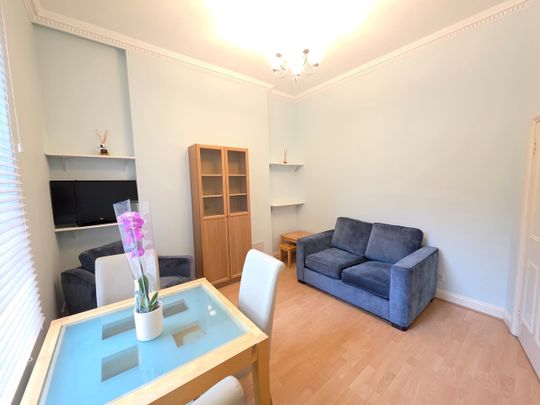 2 Bed Flat, Cambridge Gardens, W10 - Photo 1