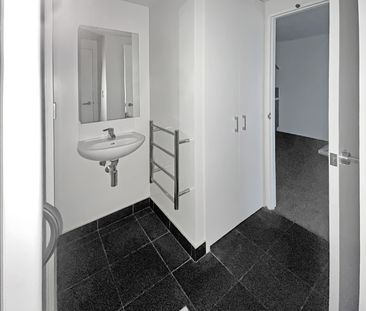 2 Bedroom City Living - Photo 4