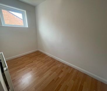 2 bedroom maisonette to rent - Photo 6