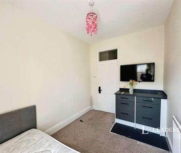 Room D, Belvoir Road, Coalville, Leicestershire, LE67 - Photo 3