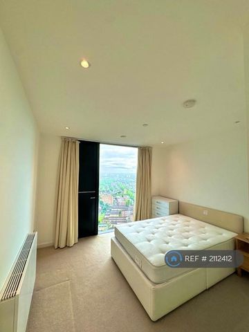 1 bedroom penthouse to rent - Photo 4