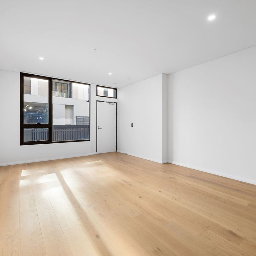 Modern Urban Living with a Private Courtyard Retreat - Photo 1