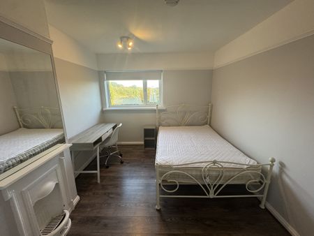 Burton Green, Clifton - P2309 - Photo 5