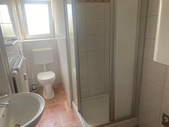 Mietwohnung mit 3 separaten Zimmer und Balkon - Photo 1