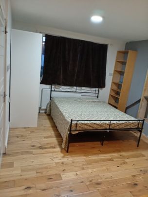 Room in a Shared House, Grenaby Avenue, CR0 - Photo 1