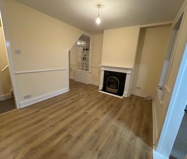 40 Salisbury Road, Northfleet, Kent, DA11 7DE - Photo 1