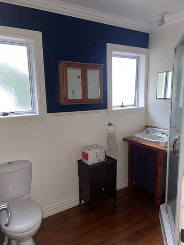 Charming 2BR Home with Deck & Shed! - Photo 4