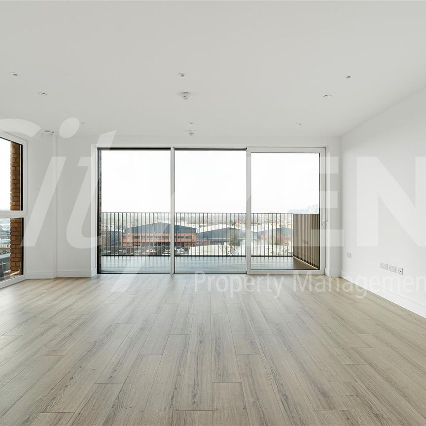 12 Quay Walk, Wembley - Photo 1