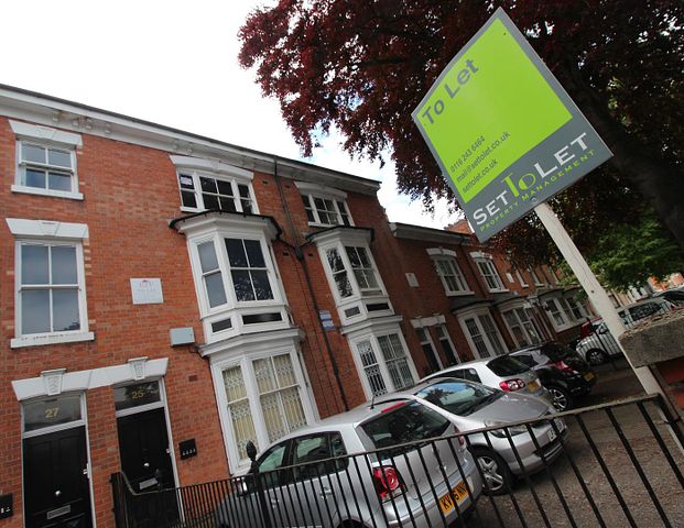 29 Evington Road, Leicester, Leicestershire, LE2 1QG - Photo 1