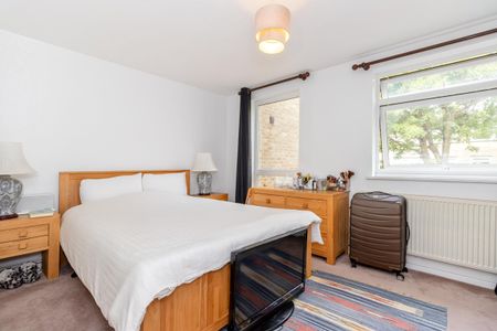 1 bedroom apartment to rent Harrowdene Gardens, Teddington, TW11 - Photo 3