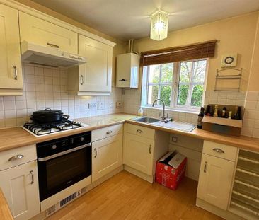 3 bedroom terraced house to rent - Photo 5