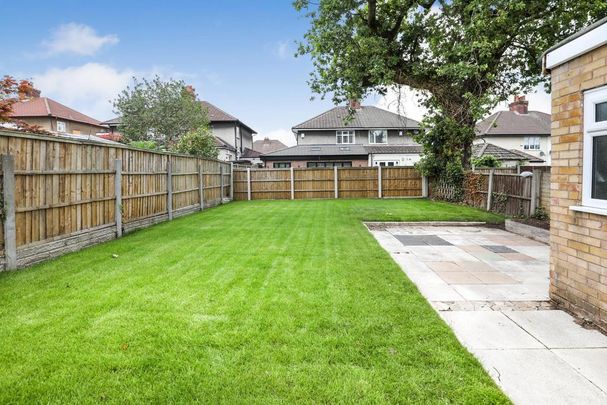 3 bedroom semi-detached house to rent - Photo 1