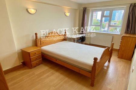 3 bedroom apartment to rent - Photo 3