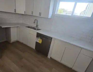 BASEMENT APARTMENT IN BEACON HEIGHTS! | 12017 49 Street Northwest, Edmonton - Photo 1