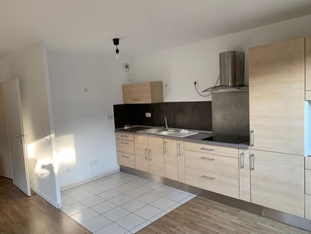 Appartement Rosny Sous Bois 3 pièce(s) 66.88 m2 - Photo 2