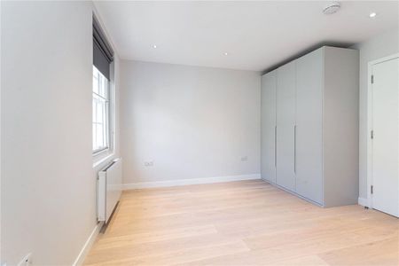 A bright and modern self-contained studio apartment, situated moments from Marylebone High Street. - Photo 2