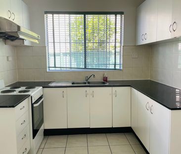 332 Victoria Road, Marrickville NSW 2204 - House For Rent | Domain - Photo 6