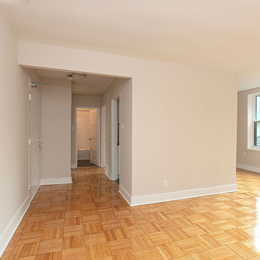 For Lease - 1545 Bathurst Street Unit# 411, Toronto, Ontario - Photo 1