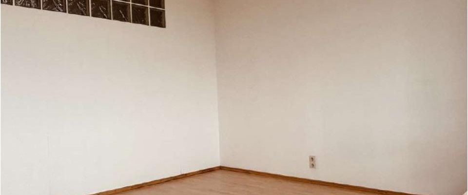 Frisch renovierte 2-Zimmer-Wohnung mit Balkon & Rheinturmblick - Foto 1