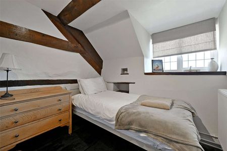 SHORT LET - 5 bedroom stone cottage on the edge of the Black Mountains - Photo 4