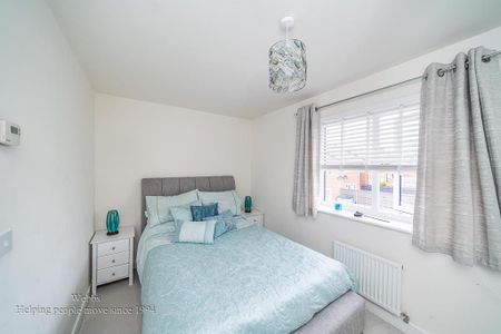 2 bedroom semi-detached house to rent - Photo 5