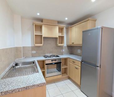 2 bedroom apartment to rent - Photo 4