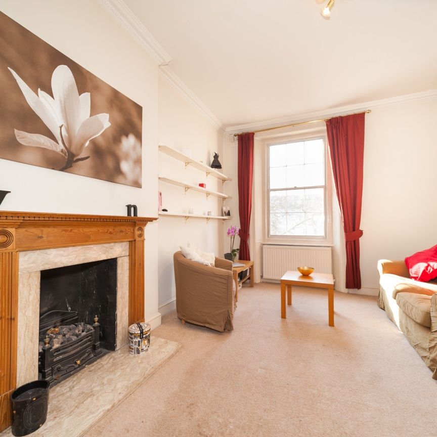 2 Bed Flat, St Georges Square, SW1V - Photo 1