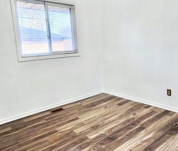 For Lease - 60 Morning Dew Road, Toronto, Ontario - Photo 1