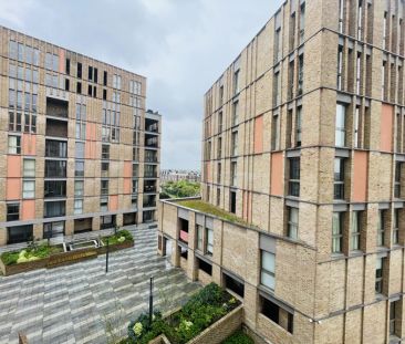 Oberman Road, Dollis Hill, London, NW10 - Photo 2