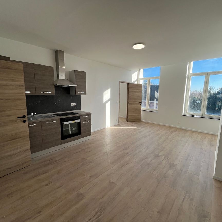 Appartement 1ch. remis à neuf à 6060 Charleroi  Loyer: 720 € - Foto 1