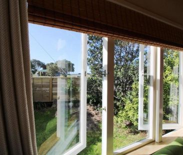 Rustic Sunny Whangapoua Cabins - Photo 2