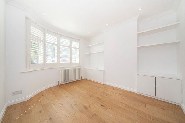 3 bedroom terraced house to rent - Photo 1