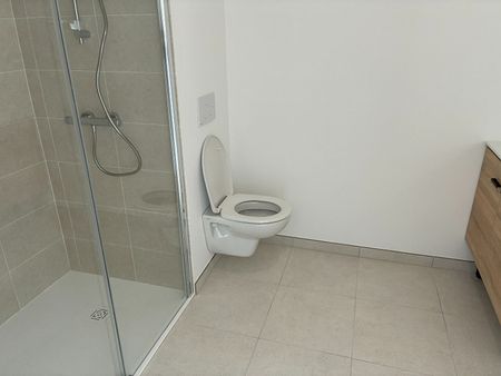 Location Appartement 2 pièces 46m² - Photo 3