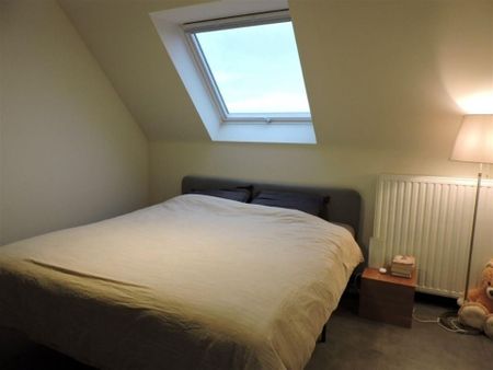 RUIM EN MODERN DUPLEX-APPARTEMENT IN OOSTERZELE - Photo 3