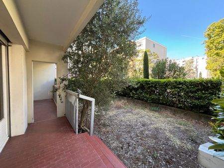 Location Appartement 2 pièces 69m² VALENCE 26000 - Photo 4